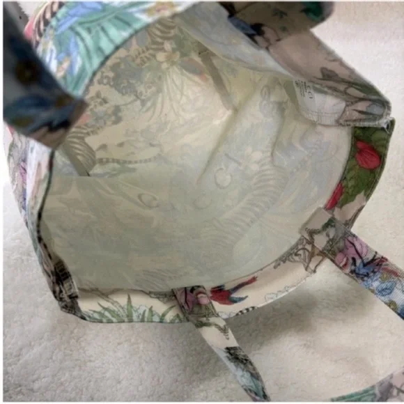 Gucci  Tiger Print shopping dust tote  bag - Picture 9 of 14